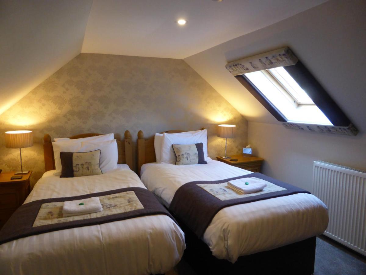Glen Clova Hotel & Luxury Lodges Millton of Clova Dış mekan fotoğraf