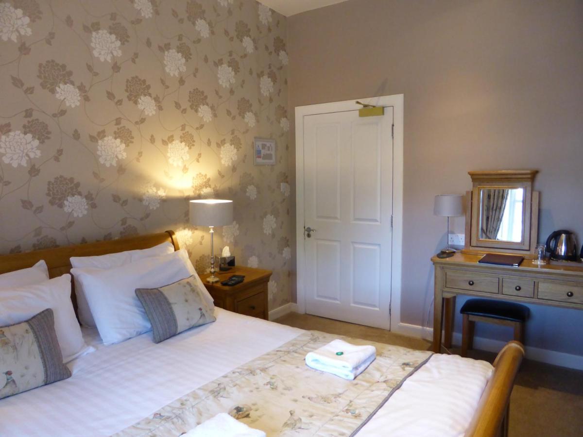 Glen Clova Hotel & Luxury Lodges Millton of Clova Dış mekan fotoğraf