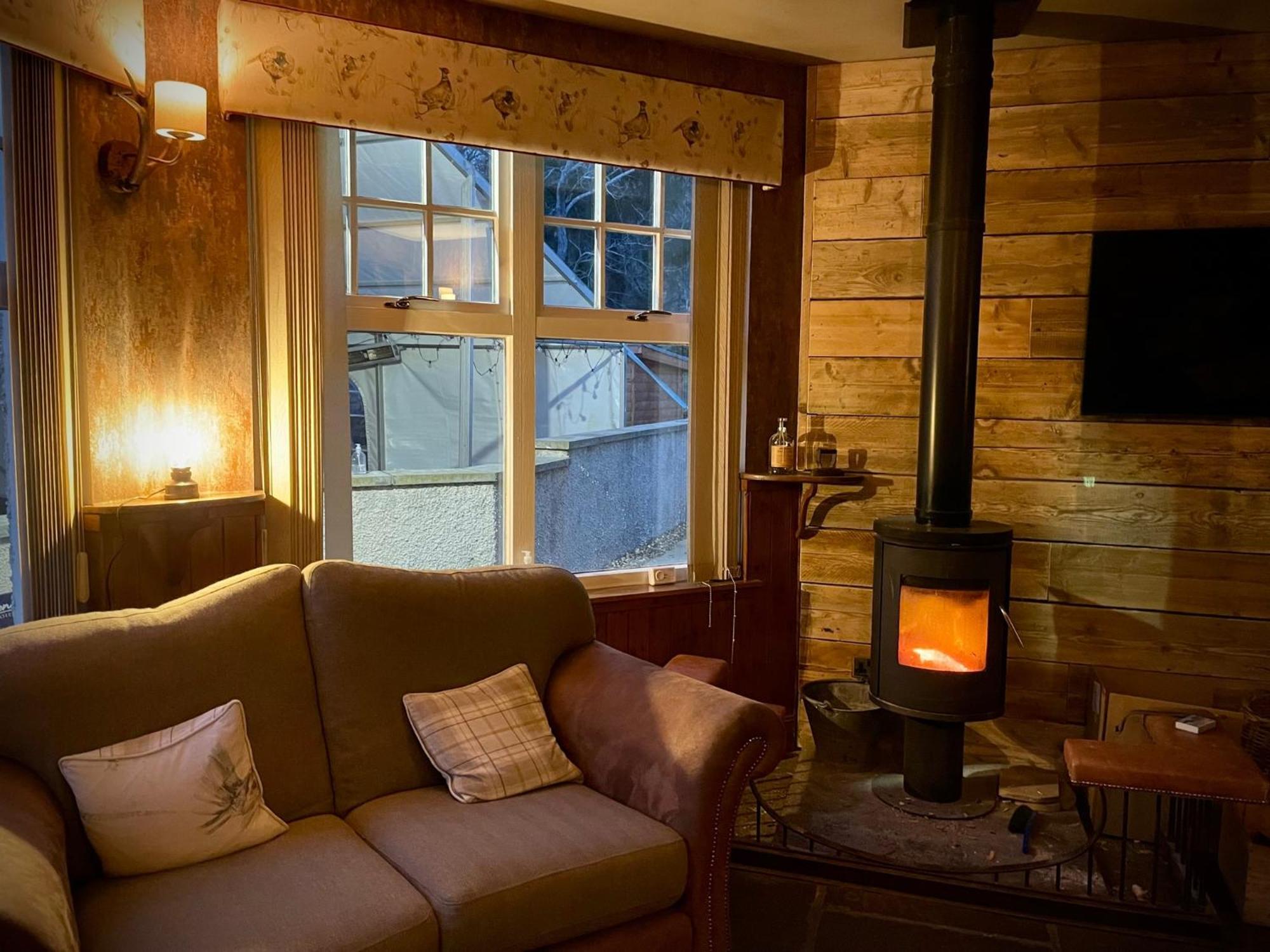 Glen Clova Hotel & Luxury Lodges Millton of Clova Dış mekan fotoğraf
