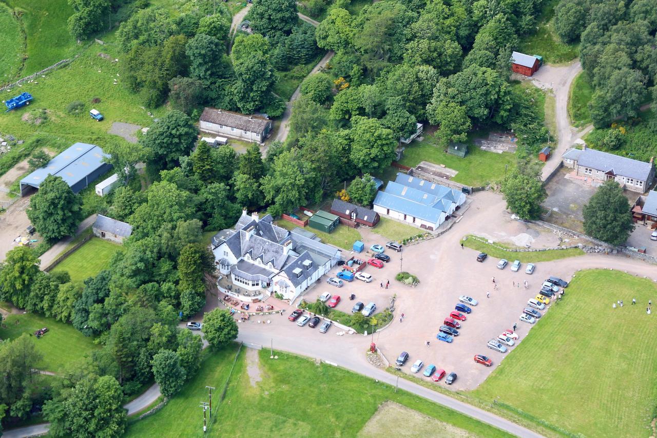 Glen Clova Hotel & Luxury Lodges Millton of Clova Dış mekan fotoğraf