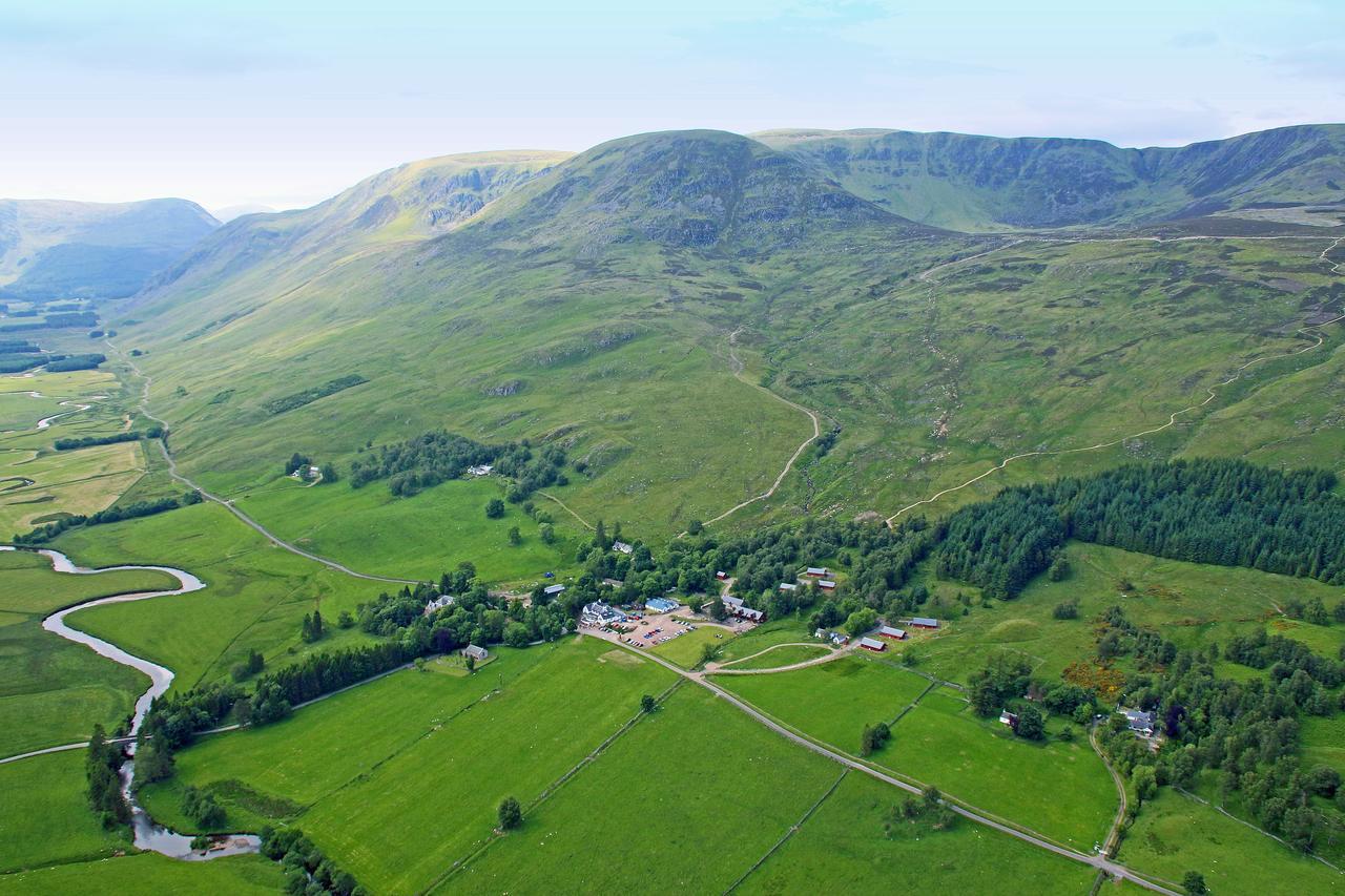 Glen Clova Hotel & Luxury Lodges Millton of Clova Dış mekan fotoğraf