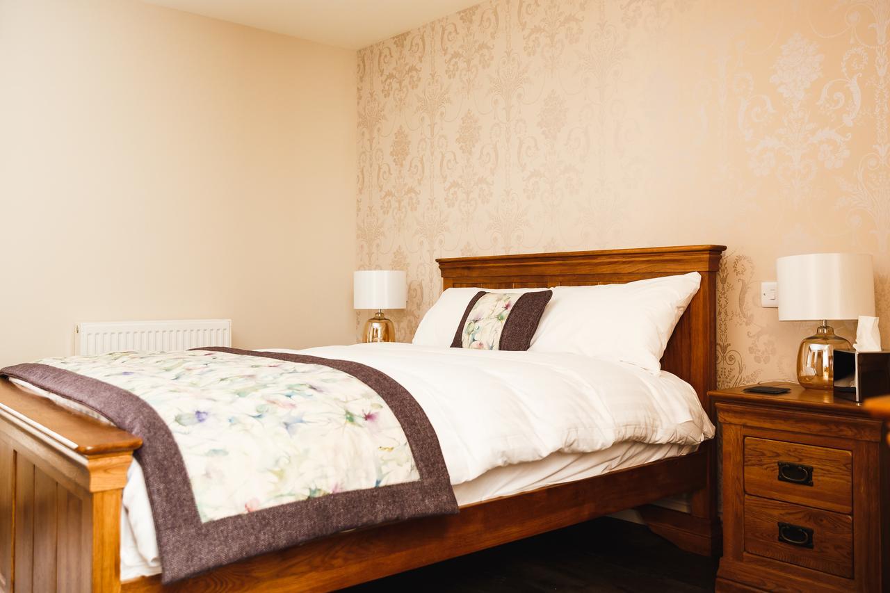 Glen Clova Hotel & Luxury Lodges Millton of Clova Dış mekan fotoğraf